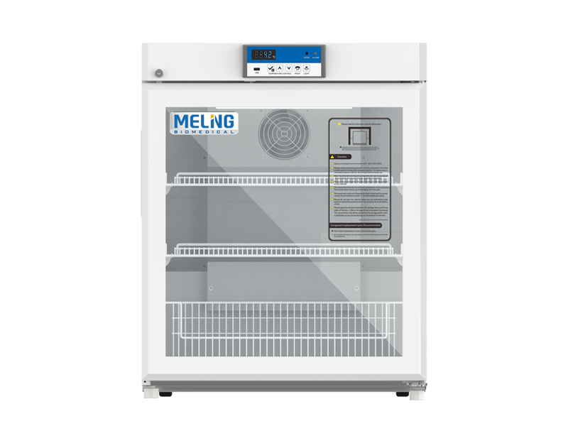 White industrial oven with digital display and MELING logo on a white background