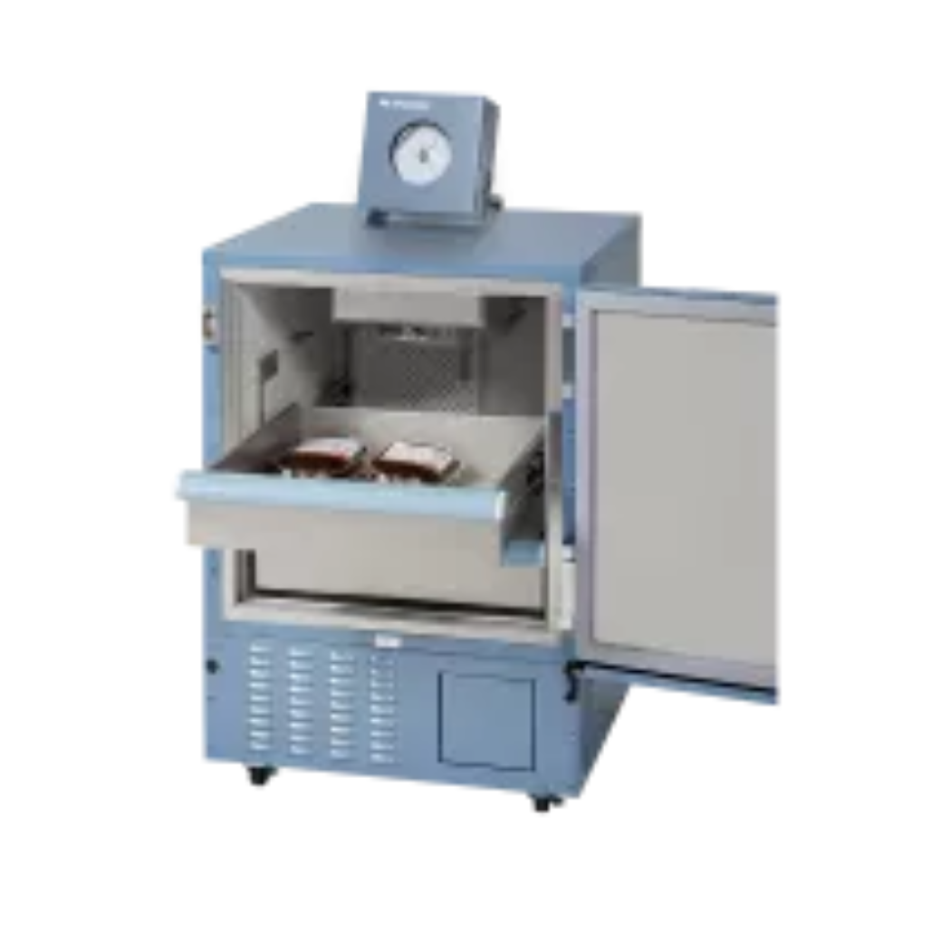 Helmer PC100 Pro Line Countertop Platelet Incubator – a compact, high-performance platelet storage unit, distributed by MedScience.