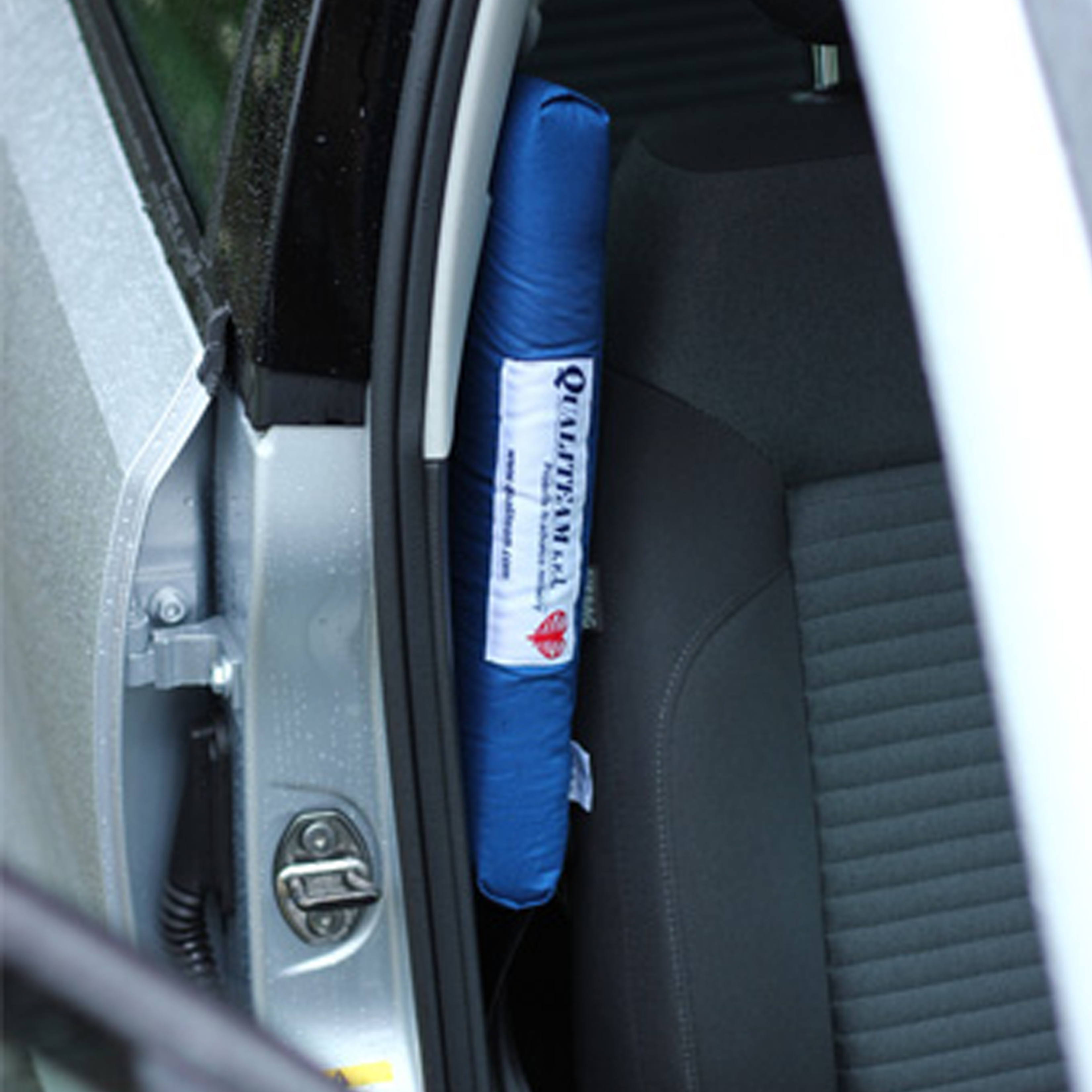 QualiPad Pediatric Seat Belt Pad – Post-Surgery Seatbelt Protection Cushion for Children